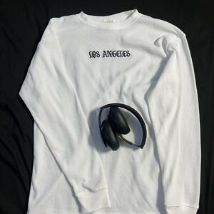 RARE white and black D/set long embroidered Los angeles Large long-sleeve shirt